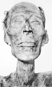 Mummy_of_Ramesses_II