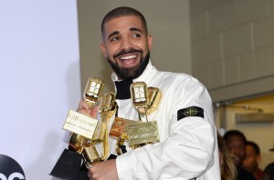 LAS VEGAS, NV - MAY 21:  Rapper Drake poses in the press room with his awards for Top Artist, Top Male Artist, Top Billboard 200 Artist, Top Billboard 200 Album for 'Views,' Top Hot 100 Artist, Top Song Sales Artist, Top Streaming Artist, Top Streaming Song (Audio) for 'One Dance,' Top R&B Song for 'One Dance,' Top R&B Collaboration for 'One Dance,' Top Rap Artist, Top Rap Album for 'Views,' and Top Rap Tour during the 2017 Billboard Music Awards at T-Mobile Arena on May 21, 2017 in Las Vegas, Nevada.  (Photo by David Becker/Getty Images)