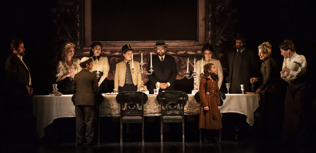 The Broadway company of "Leopoldstadt" at the seder. (Photo by Joan Marcus)