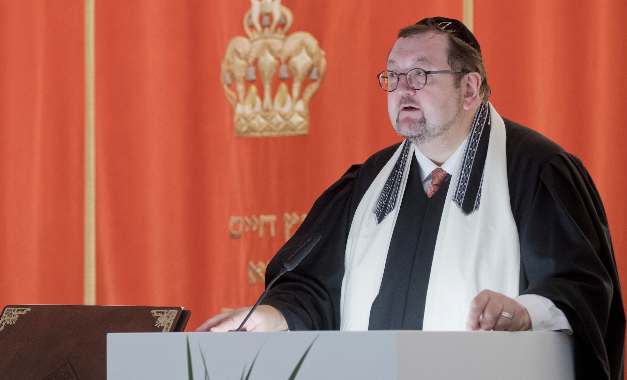 German Rabbi In a twist, German rabbi at scandal’s center cedes rabbinical school ...
